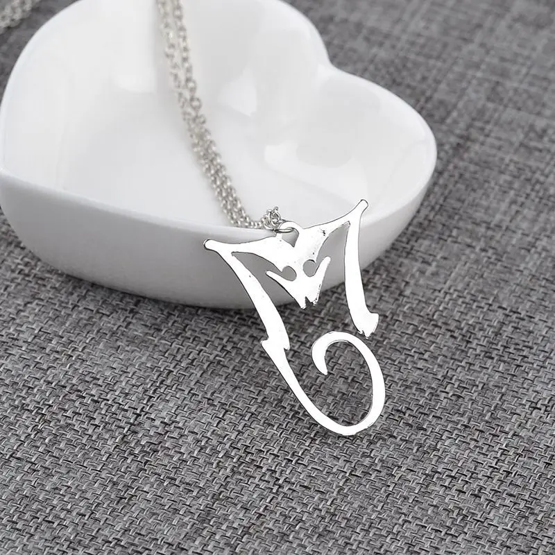 국제적인 슈퍼스타 마이클 잭슨의 펜던트가 달린 목걸이, - Anime Pendant Necklace 리뷰 및 가격